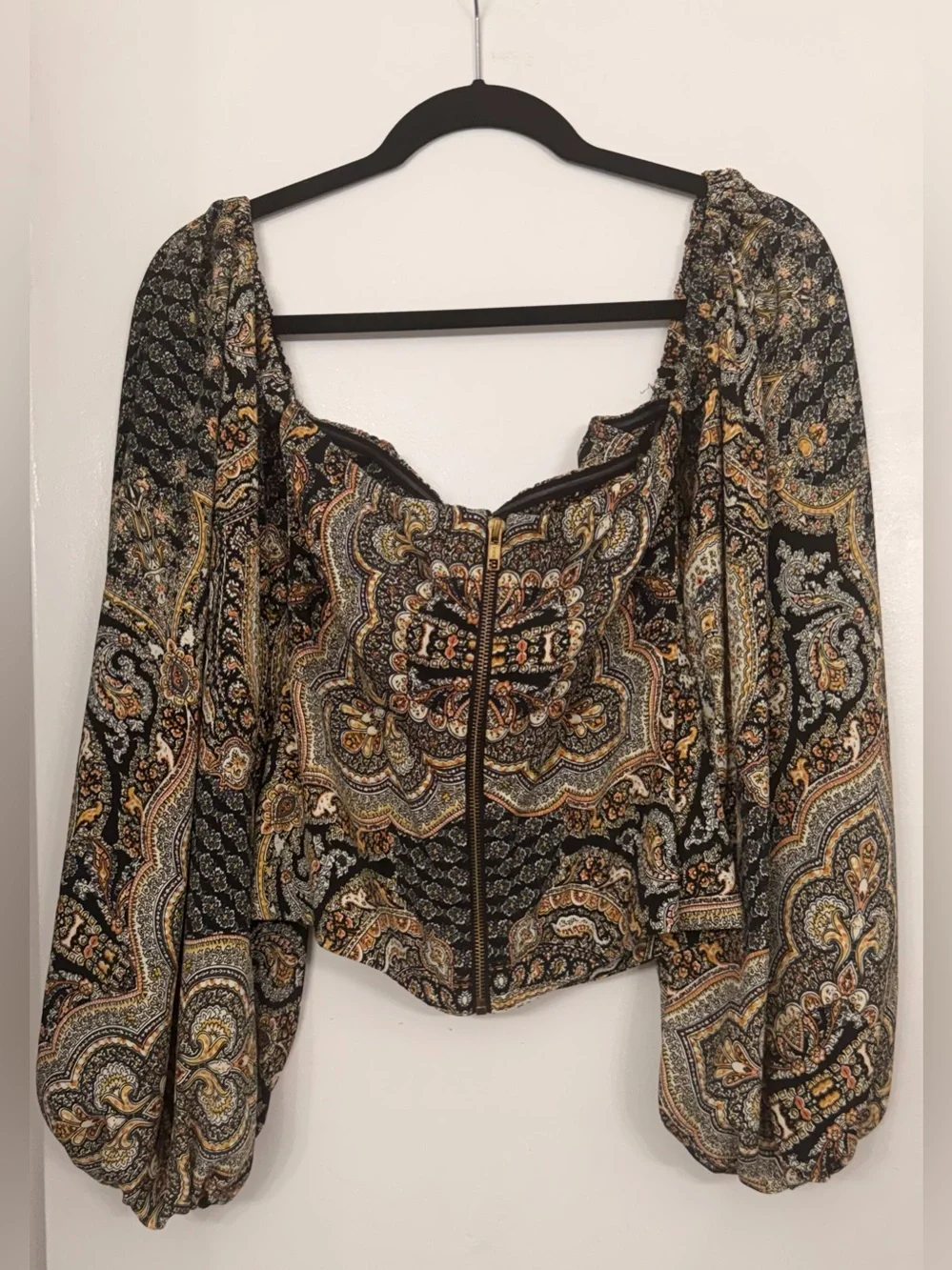 Bronx & Banco Off-Shoulder Paisley Print Blouson Sleeve Top Black & Brown Size 6